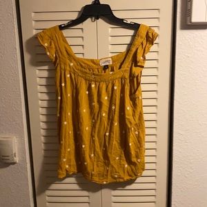 Xl universal thread (target) yellow and white tank w ruffle sleeves